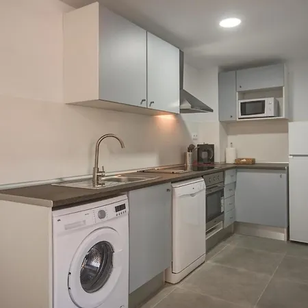 Beds & Breaks - Marina Apartment Valencia