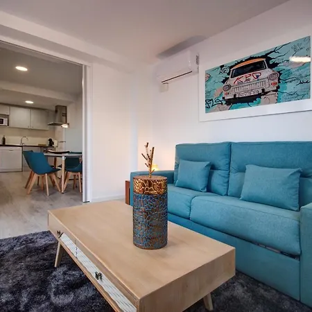 Beds & Breaks - Marina Apartment Valencia