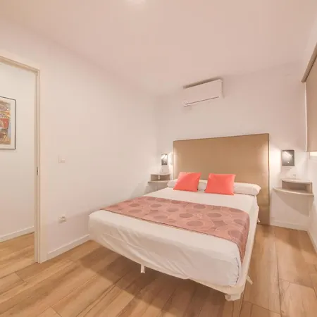 Apartament La Reina *
